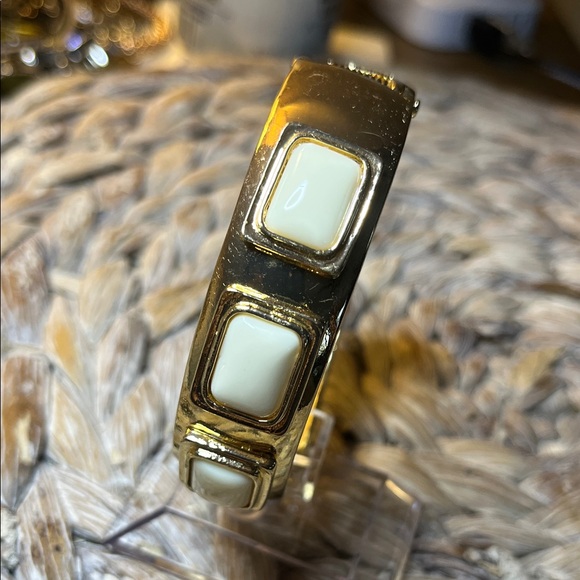 Gold Tone and Cream Hinged Bangle Bracelet - Picture 2 of 6